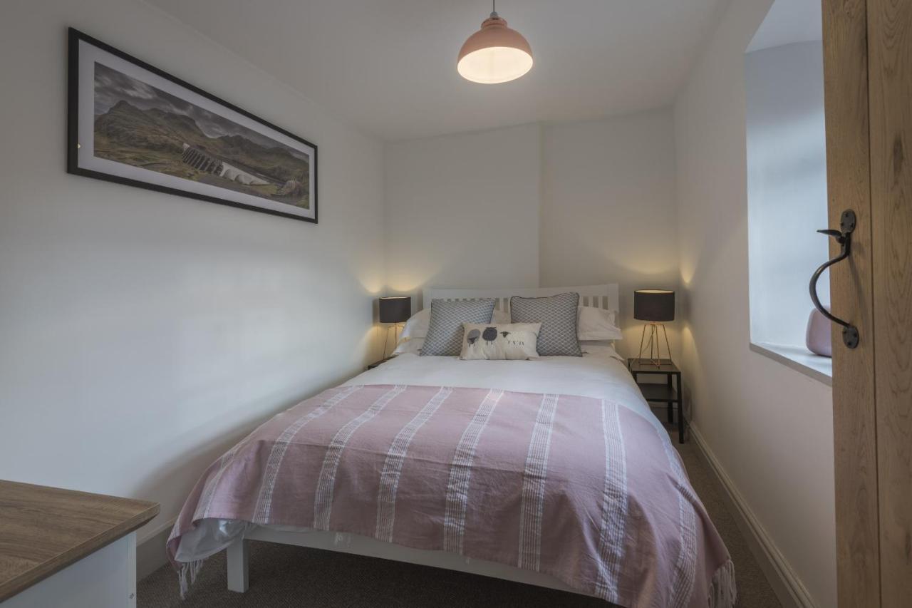 Finest Retreats - Tegannedd - Luxury Grade II Listed Cottage With Hot Tub Ffestiniog Экстерьер фото